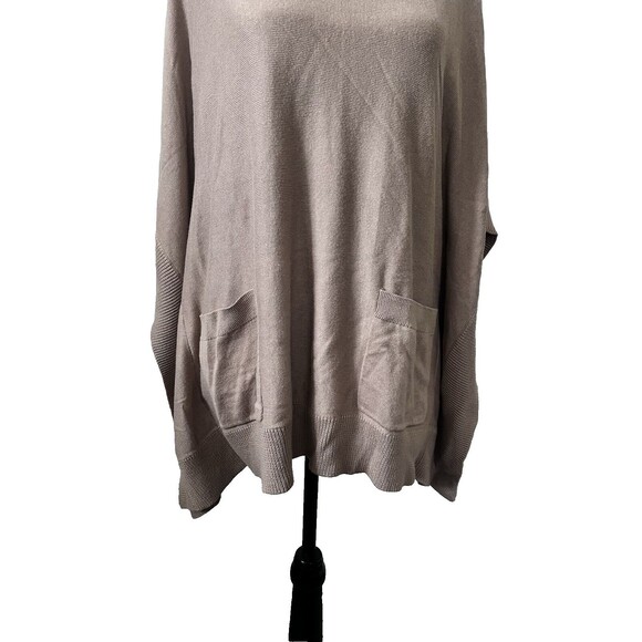 Women's Oversized Biege Pullover Poncho Wm's Sz S Old Money RT$135 - Picture 7 of 8